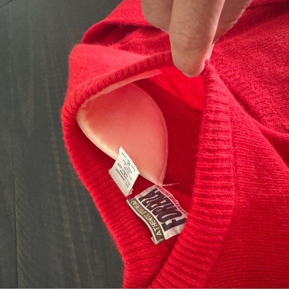 Vintage Forenza Red Sweater Size Medium Lambswool Angora Pocket Authentic - Picture 4 of 7